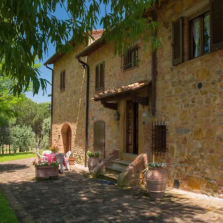 Panoramic Renovated Barn With Terrace And Pool Daire Montaione