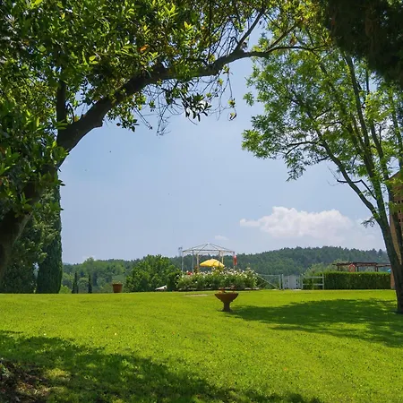 Apartman Panoramic Renovated Barn With Terrace And Pool Montaione