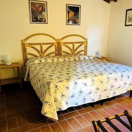 Panoramic Renovated Barn With Terrace And Pool Apartman Montaione
